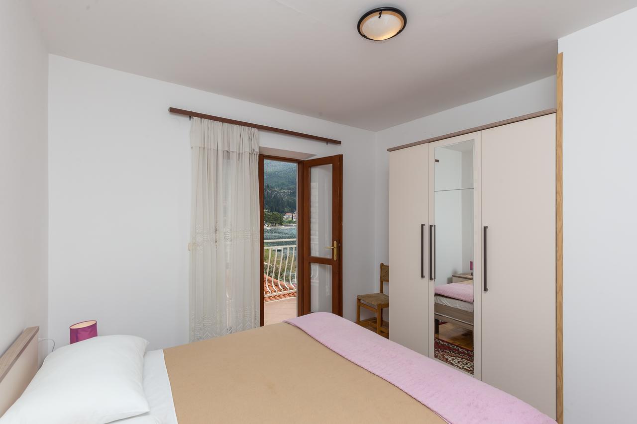 Apartments Bujak Dubrovacko Primorje 외부 사진